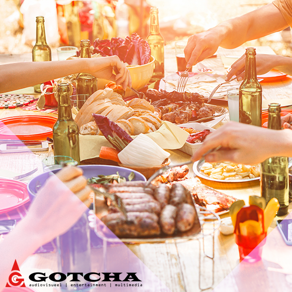 GotchaGroup's tweet photo. Tijdens de #borrel, #BBQ, #feest of #evenement is goede #muziek de #sfeermaker, dat weet #GotchaGroup als geen ander. 🎶 Daarom hebben onze DJ's deze #muzieklijst samengesteld, veel luister plezier! 👉 https://t.co/gOMee09AQw https://t.co/fSdDLT79ot