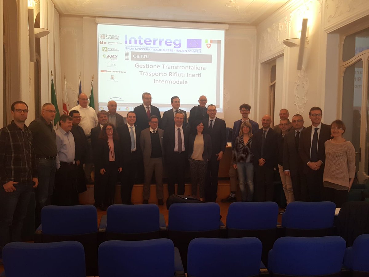 GetriInerti's tweet photo. Grande partecipazione per il 1° convegno di presentazione del progetto #GeTRI – Gestione Trasporto Rifiuti Inerti Intermodale - agli stakeholder alla presenza dell'AdG @Interreg_IT_CH @UniLIUC @NAD_Italia #ANPAR #ANEPLA @RegLombardia #RegioInsubrica @SBBCargo #ANCE #CantoneTicino https://t.co/lIGmP594Rc