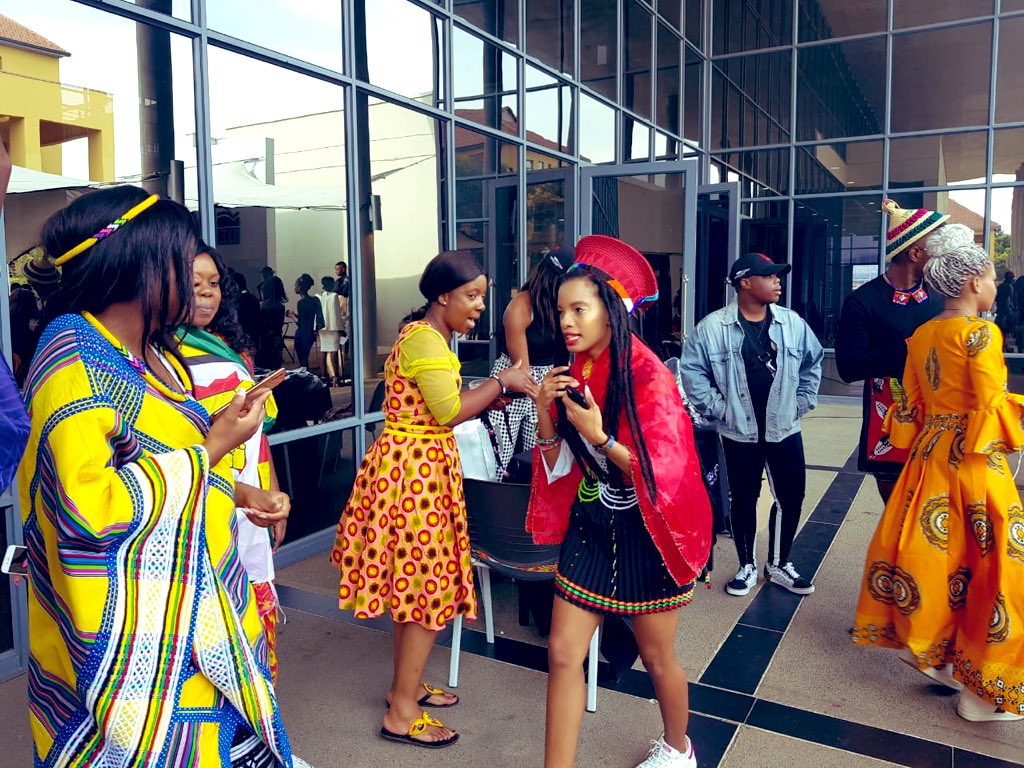 iiemsa_za's tweet photo. More #AfricaDay celebrations underway #IHeartMSA #IIEMSA https://t.co/7G0H1JuP13