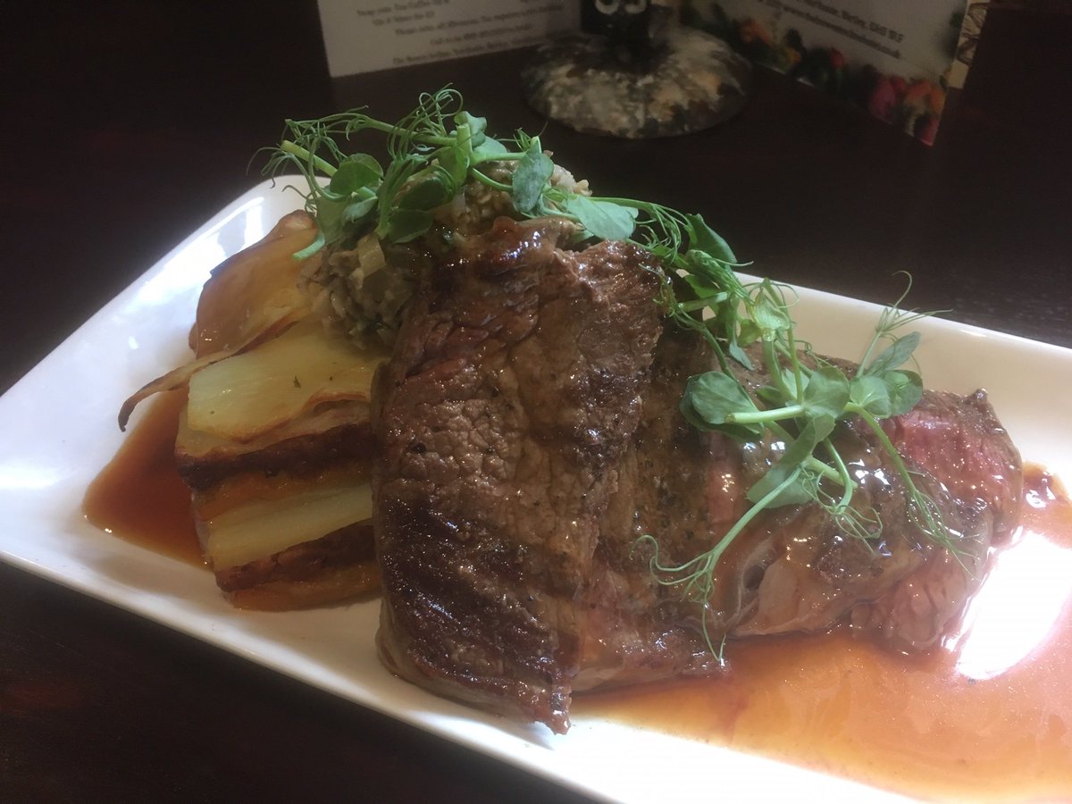 BowesIncline's tweet photo. The Bowes Incline - Specials Are Here, Salads &amp; Afternoon Teas!!! - https://t.co/hzRxNdCLoV https://t.co/NDrQJRldu0