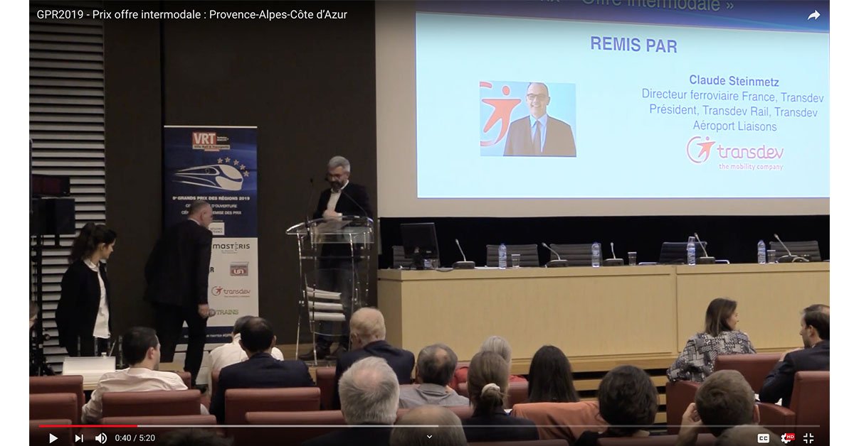 VRTmag's tweet photo. #GPR2019 - Le Prix "Offre intermodale " a été remis à @MaRegionSud (Provence-Alpes-Côte d’Azur) par @Claudesteinmet2 de @transdevFR . Découvrez pourquoi dans la vidéo de remise des prix 👉https://t.co/ShT3kq7g0I
#mobilite #transport #intermodal https://t.co/d5dAE3ebxA