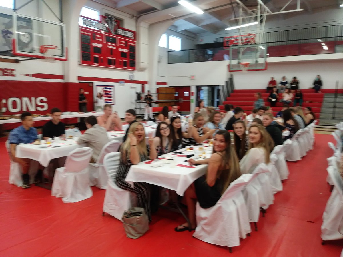 FHSFalcnPrin's tweet photo. Congrats to the 6th Graduating Class of Firelands High school, starting their big day out with Senior Breakfast. https://t.co/ffGnJUbxZJ