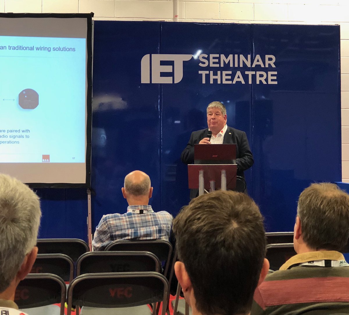 ⁦<a href="/Elexshow/">Elex Trade Show</a>⁩ Stephen now presenting on smart home solutions #knx