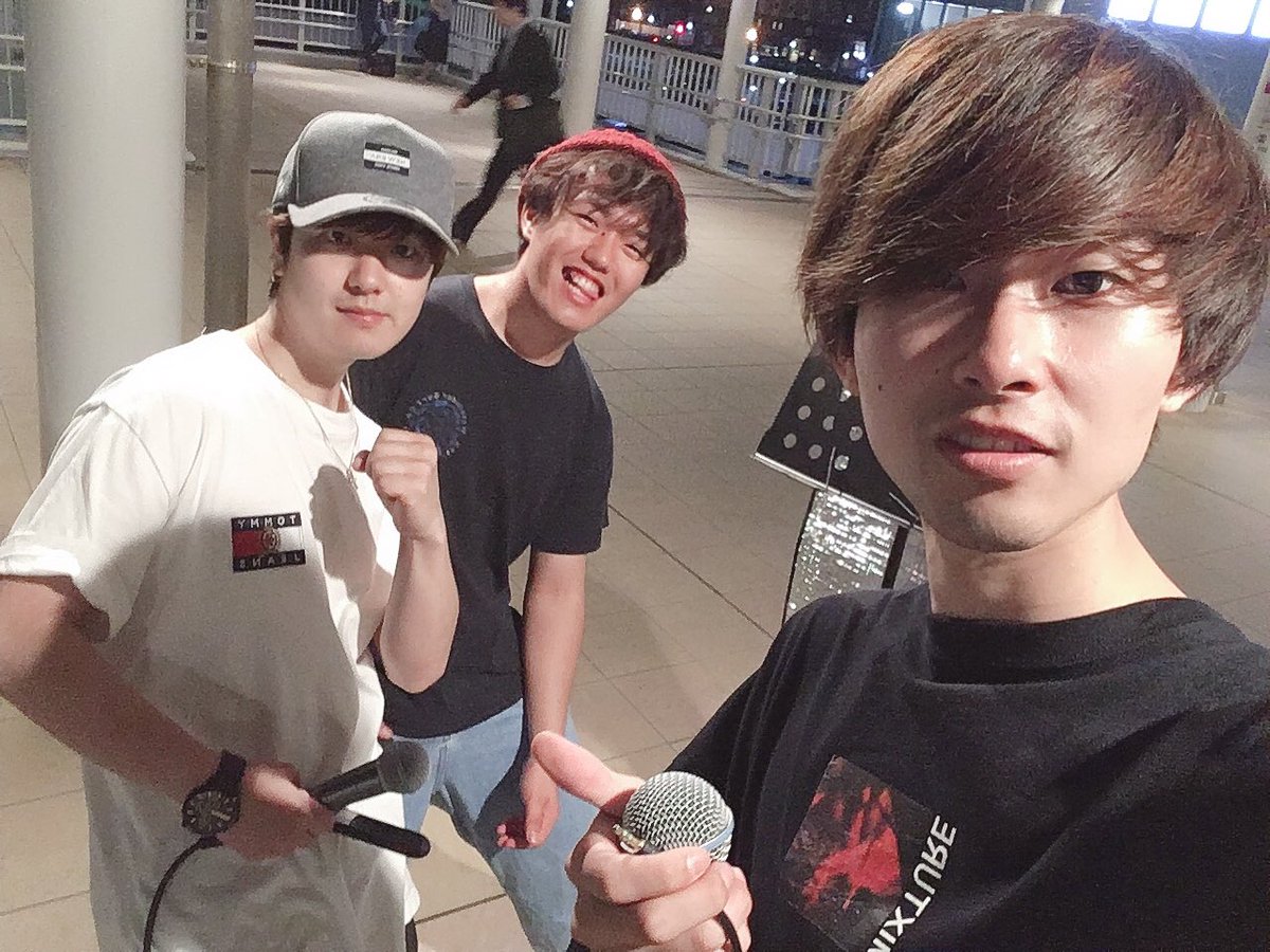 snowflakesing's tweet photo. 海老名駅路上ライブありがとうございました😊
今日は夜ごろにYouTubeをあげます‼️
https://t.co/i5rLMcJF0g https://t.co/djViYUjaFG