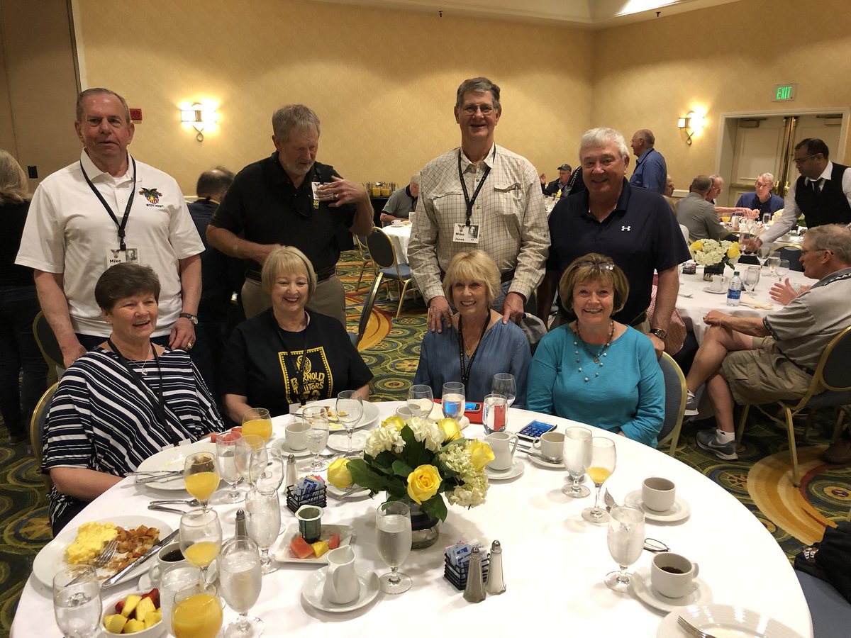 Farewell breakfast with dear friends at Wayne’s 50th reunion at West Point...😊❤️