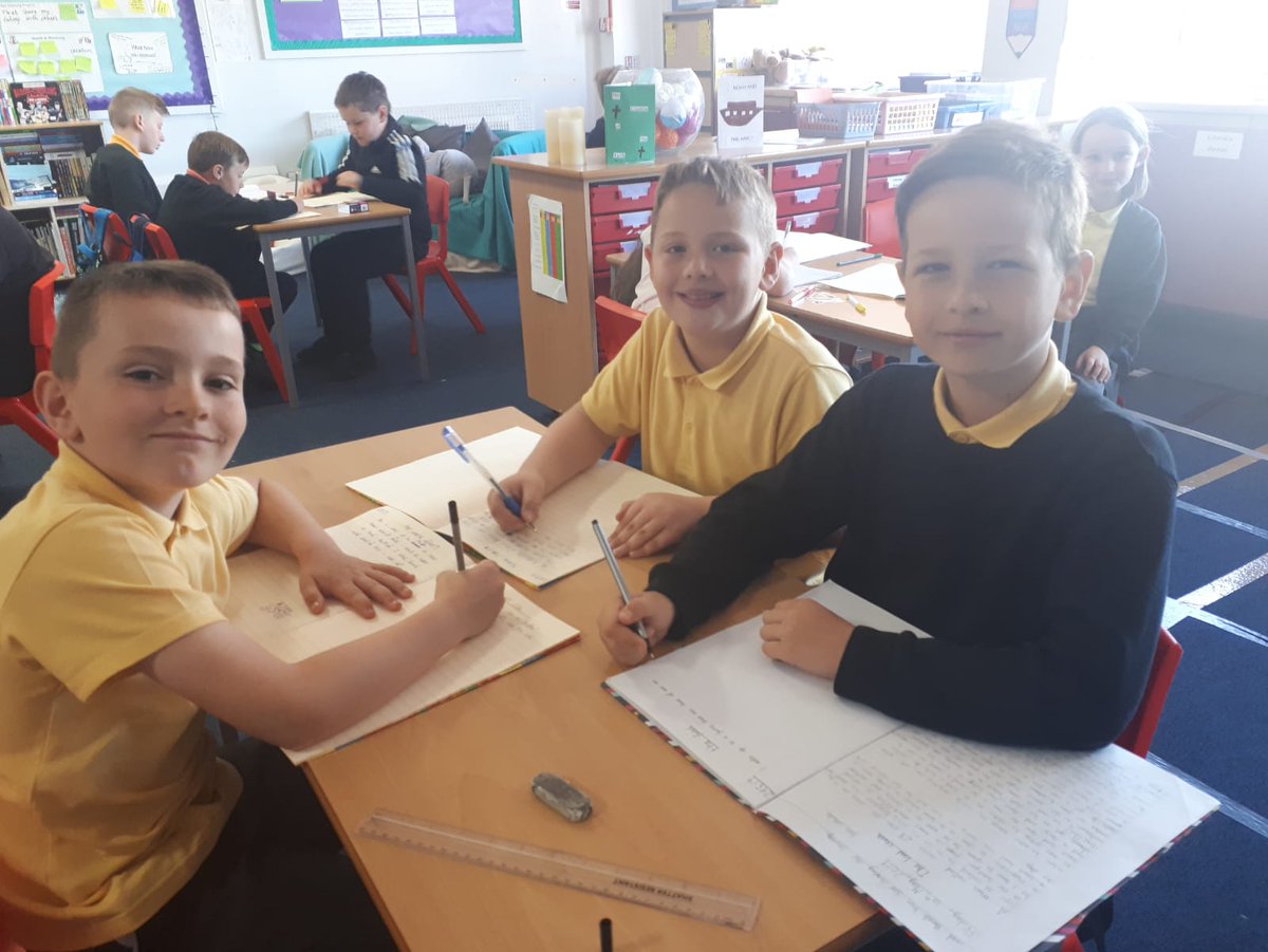 wlStThomas's tweet photo. Free Writing Friday launch was a great success! #creatingawritingculture #loveofwriting #clusterapproach #stkentscluster https://t.co/SKQiEwvcby