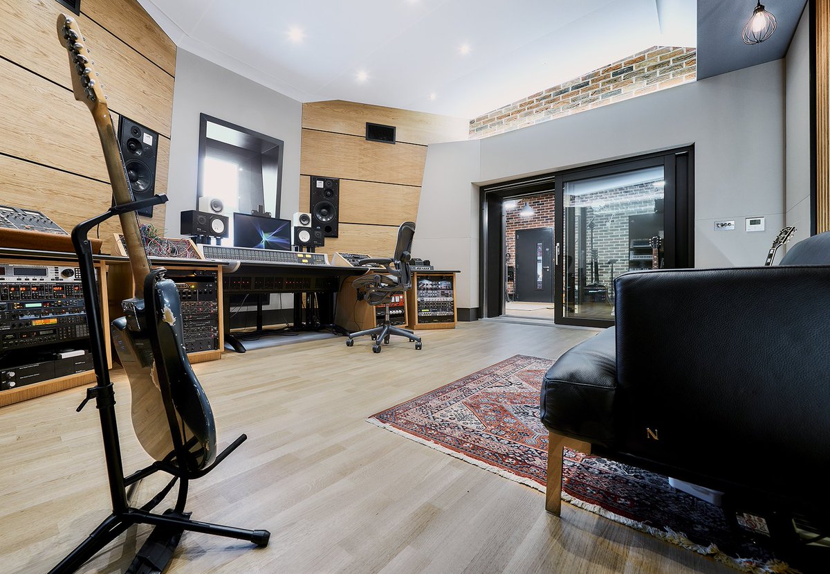 SSL tweet media