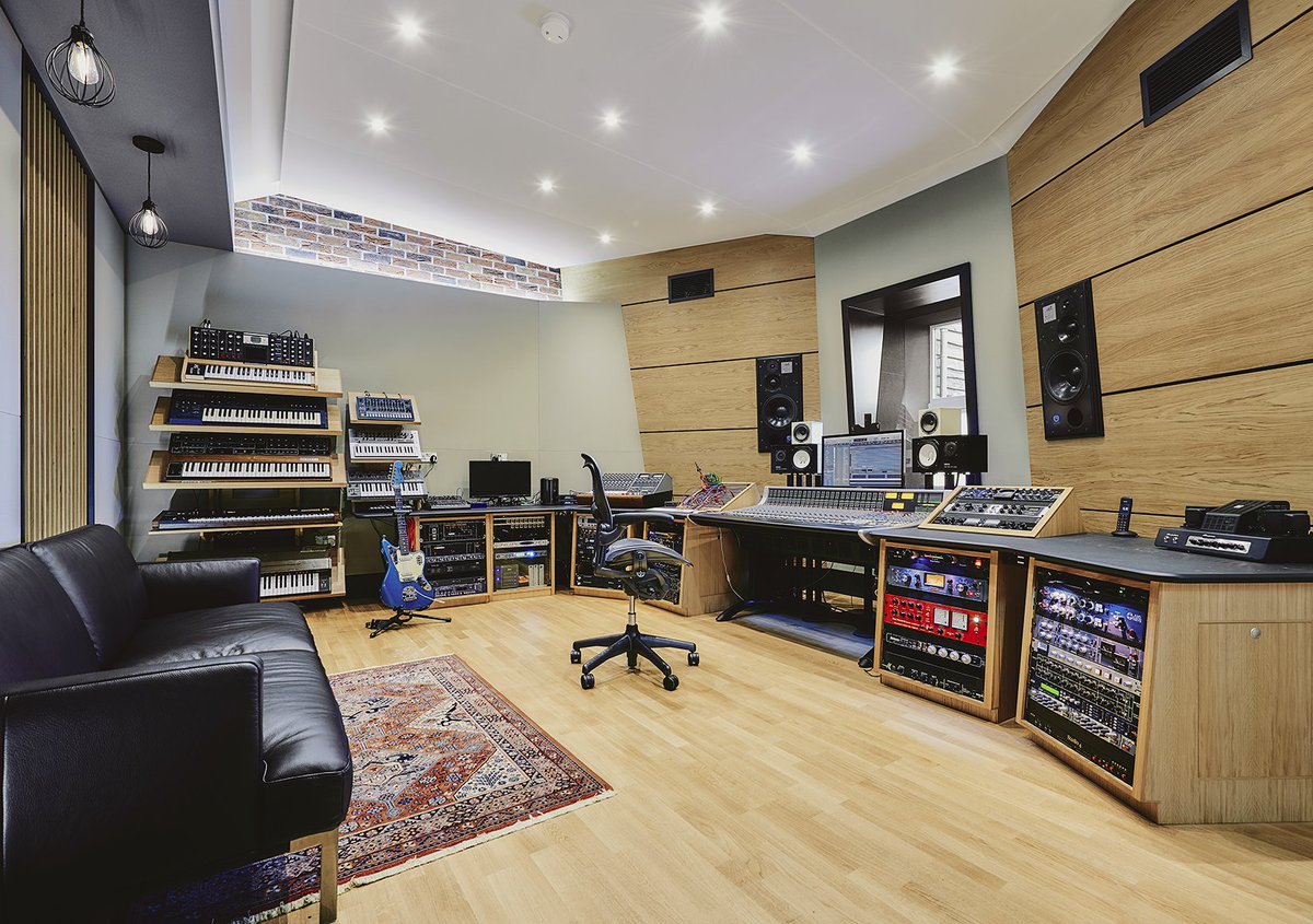SSL tweet media