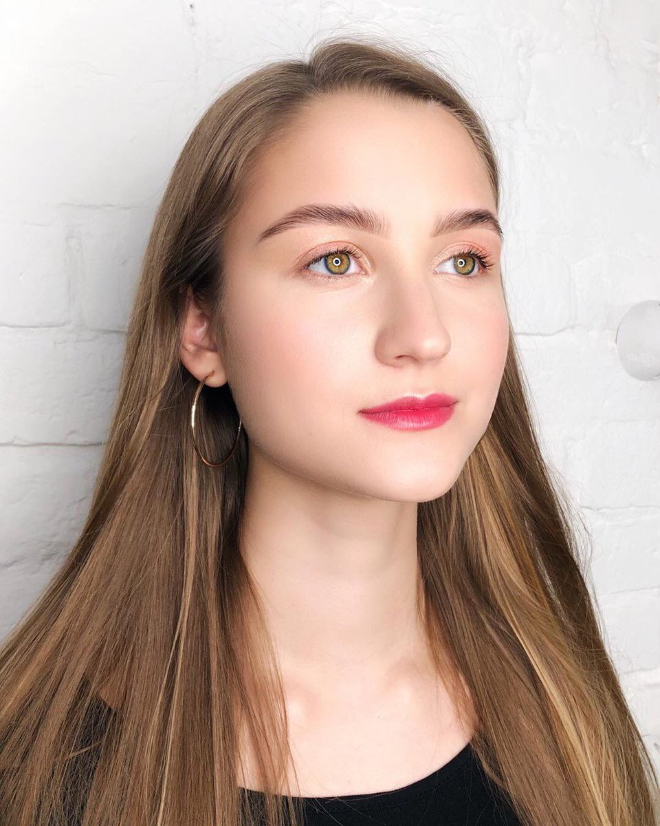 nikk_mole's tweet photo. Why we recommend to choose NIKK Mole? #nikkmole
We are the best Makeup Studio in Moscow #makeupartist
Read more: https://t.co/9UzKLlVP1O https://t.co/nEEduZYRst