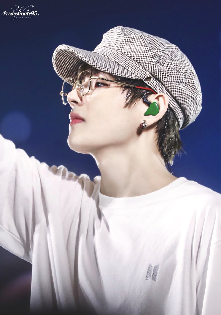 PredesTINAte95's tweet photo. 190518
Speak Yourself in NJ

@BTS_twt
 #뷔 #BTSV #BTS⁠ #V #방탄소년단 #김태형 #태형 #Taehyung #방탄소년단뷔 https://t.co/SGPvhz0xW6