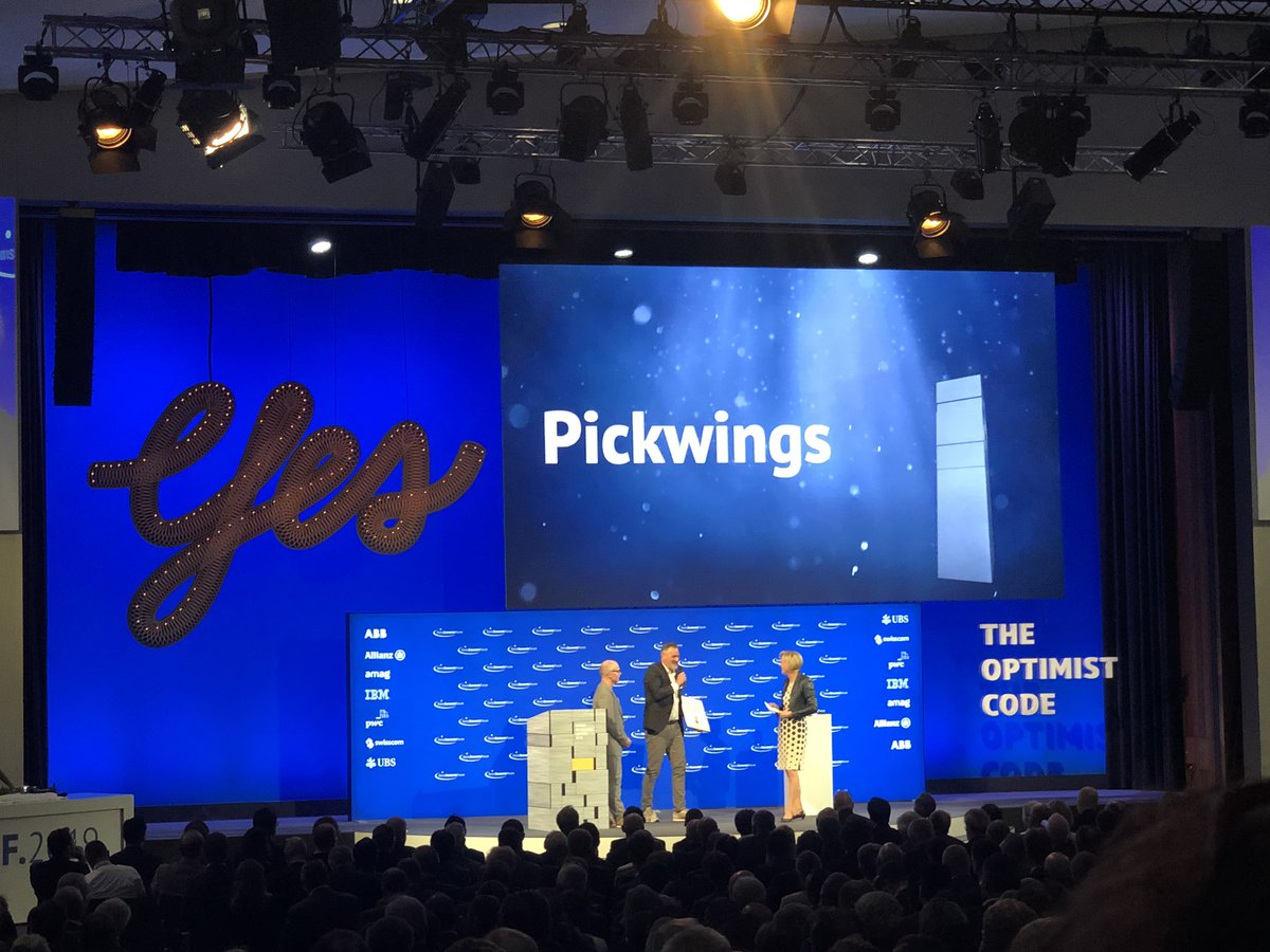 PhilippLuzern's tweet photo. @pickwings erhält den dritten Award am #SEF2019 . Bravo!!!!!! Geniale Idee: https://t.co/VIAkpbOxjl https://t.co/mGaHyKMjZt