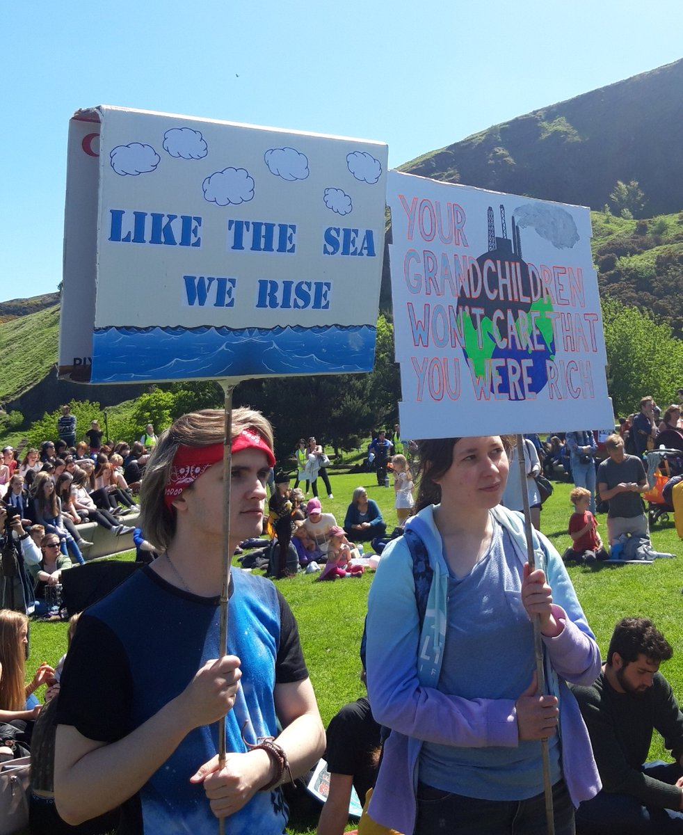 irisedges's tweet photo. Incredibly moved by the passion and determination of the school strike protesters. #FridaysForFuture #Edinburgh https://t.co/LaMH8e0GEC