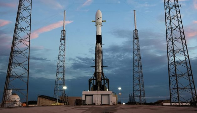 alternis_studio's tweet photo. @SpaceX are good at rockets, we’re good at I.T. 
Go to @SpaceX for your rockets, Come to @AlternisS for your I.T. https://t.co/GqdeCjU5ih