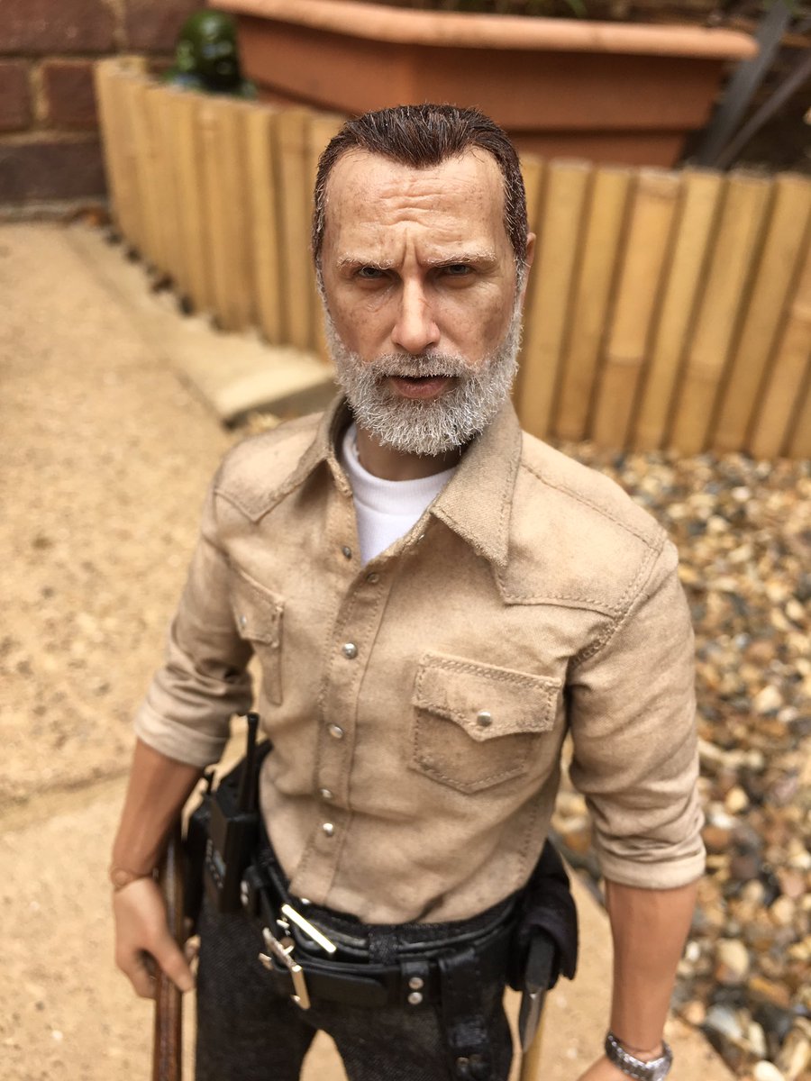 1/6 Custom Rick Grimes season 9 look 👀 Planning the bloody version soon Still prefer his longer hair look but this was a must Kitbash...