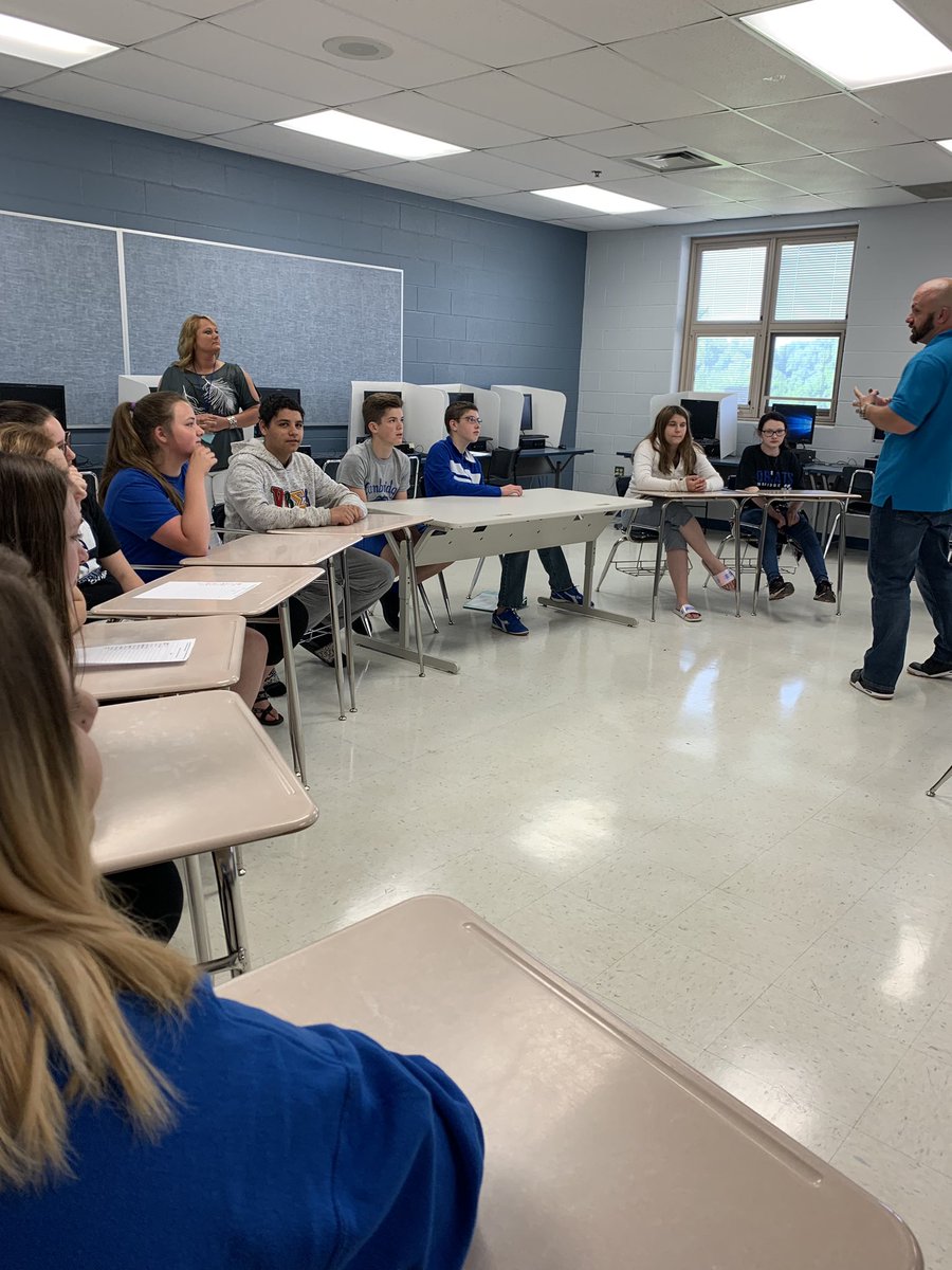 CMS_Neptune's tweet photo. Super excited to see all of these kids meet our amazing community! Focus on success is off to a great start!!! https://t.co/Ai9JxYy5iM