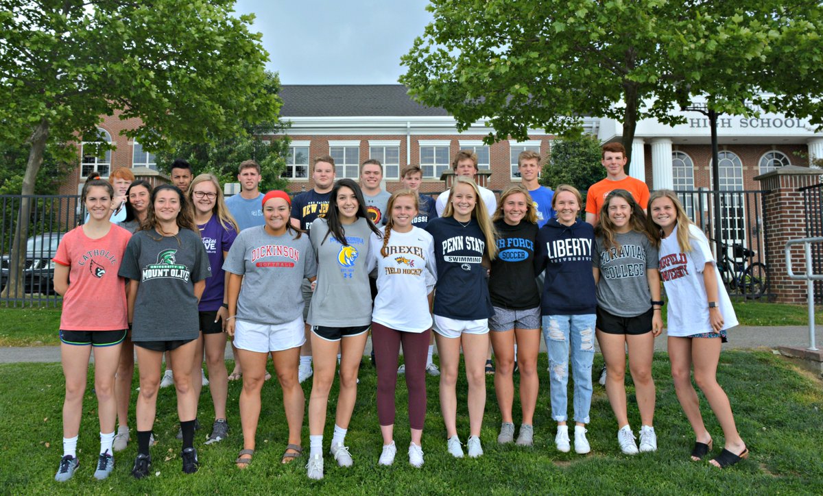 Good luck to our Henderson senior athletes who plan on playing in college next year.  Awesome young people!  <a href="/Hendystudents/">HHS Student Section</a> <a href="/DLNSports/">Daily Local Sports</a> @chesmontsports <a href="/WestChesterASD/">West Chester Area SD</a>