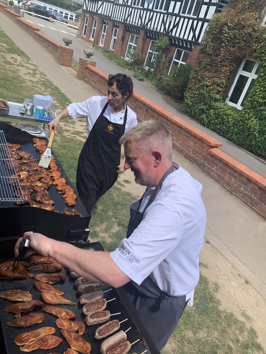 bedwell_lewis's tweet photo. @Thomas_Franks_  Teachers inset BBQ being owned by St Pirans staff https://t.co/L6gnRq06vq