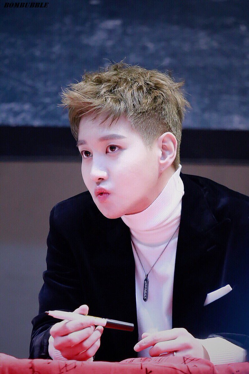 BBombStuff2011's tweet photo. This look 😢
#bbomb #blockb #bastarz 
#비범 #블락비 #바스타즈 #블락비바스타즈 https://t.co/6RpSJSsPv2