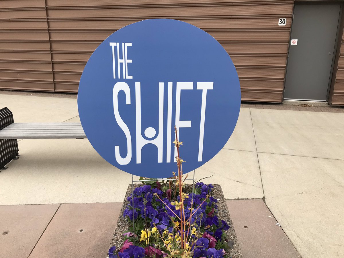 MrSurti's tweet photo. Had an energizing and inspiring day with @HDSB_TheShift learning from @HaltonDSB educators who are shifting their thinking and practices to make the possible possible for students. #ShareYourShift #hdsbinnovates #idiontario https://t.co/1irmjY9jEE