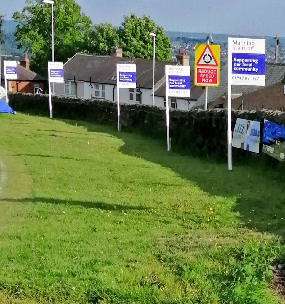rawdonbeerfest's tweet photo. The @ManningStainton signs are in place, thank you so much again to out title sponsors! 13:00 start on Sunday! #rawdonbmf https://t.co/fujdGgTj7H