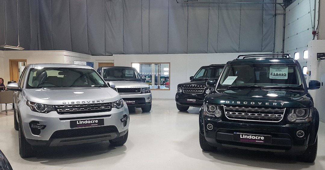Lindacre's tweet image. It's a busy few weeks with show season, but don't worry if you haven't managed to catch us out and about! We have plenty of vehicles in the showroom, so pop in and see us. 

#Lindacre #showroom #suffolk #LandRover #Ssangyong