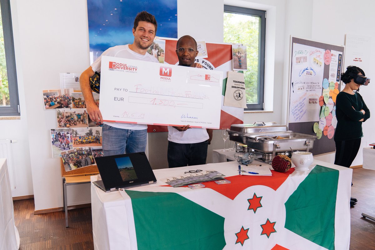 moduluniversity's tweet photo. Each year we celebrate our over 70% #international student population with a festival of food, cultures, clothing and music. The snapshots from International Day 2019 are in! See the full album: https://t.co/CUxuUjxEiY #MUVienna #Modulians https://t.co/jLmJ5LVmff