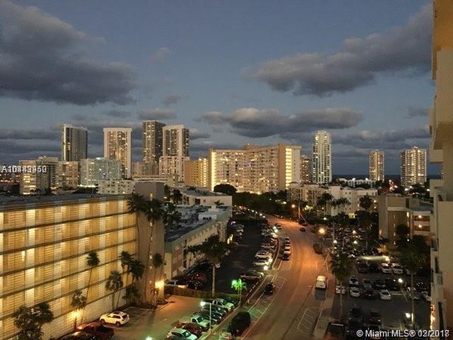 TopSoFloRealtor's tweet image. Call Michael REMAX 305-807-6399 $1350 per month
Apartment for rent 1/1.5 bath  in OCEANVIEW condo in Hallandale FL