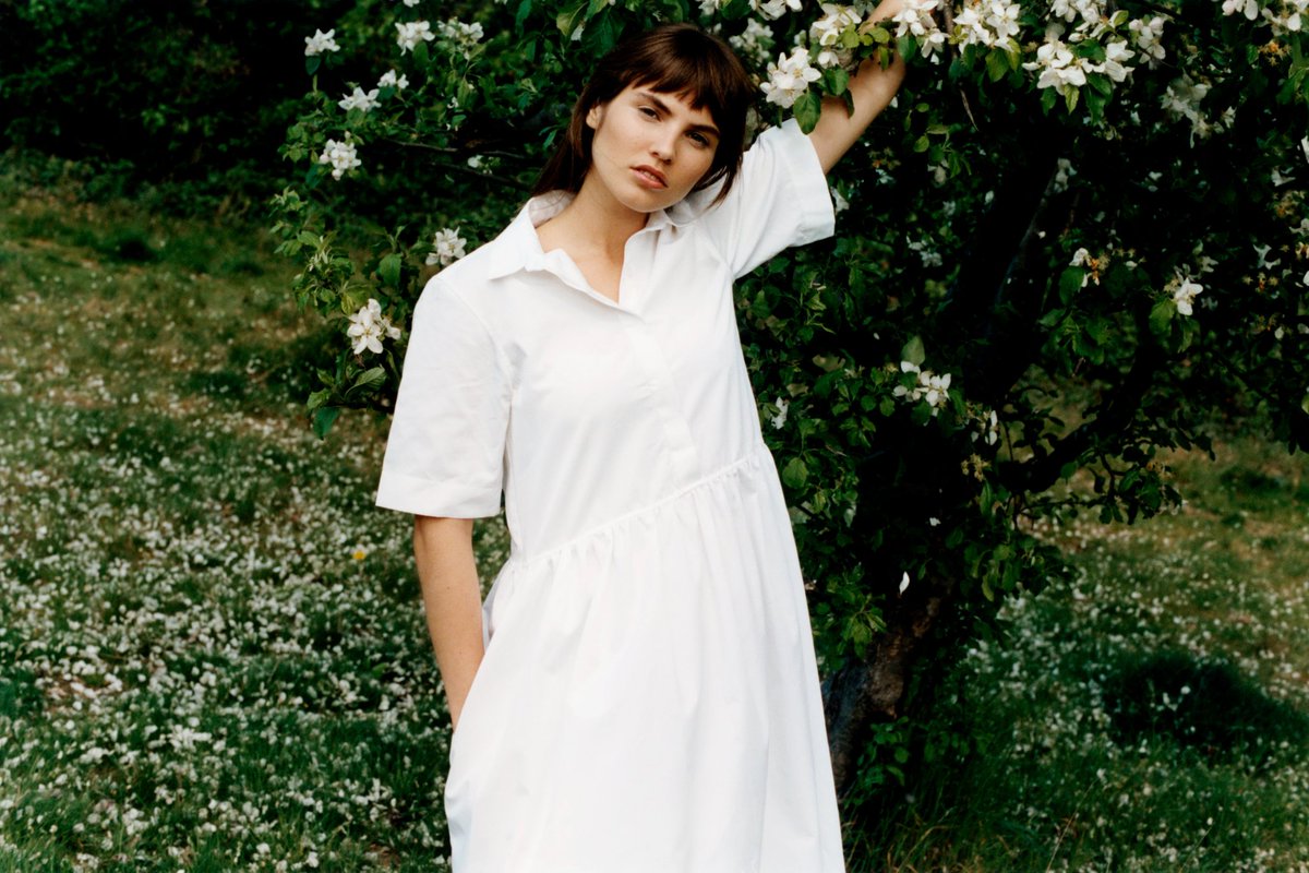 CommClothing's tweet photo. O N L I N E  N O W 

THE COTTON DRESS

Made in UK from 100% cotton, the dress features a gathered waist and two in-seam pockets. The perfect addition to your summer wardrobe. 
Available in Navy, White and Blue. https://t.co/r81nKhZ4Np