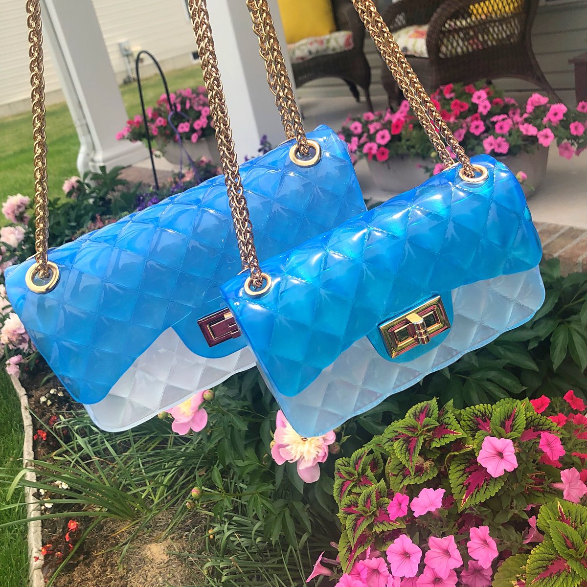 lelluxxxx's tweet photo. Jelly Bags now available! https://t.co/QW7kk1WIkf https://t.co/B7NGVChrto