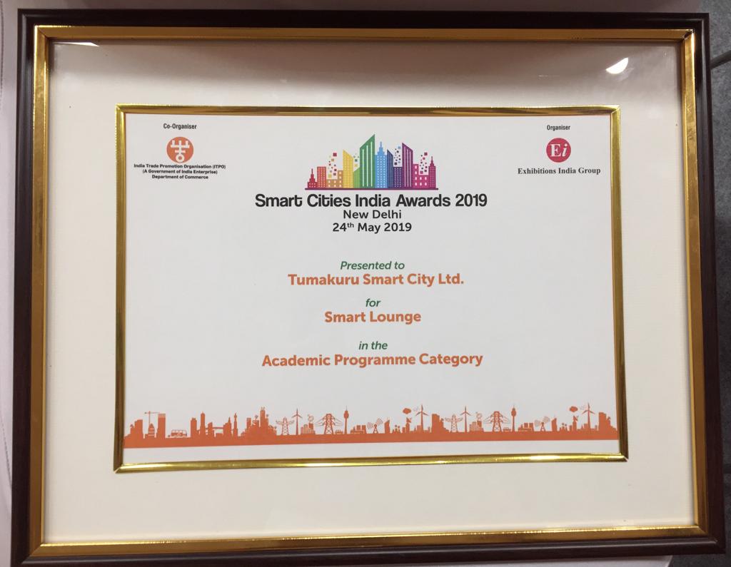 smartcitytumkur's tweet photo. #awardofhonour @smartcitytumkur #effortsValued #smartLounge #regardingEngineers #SmartCitiesIndia #smartcitiesexpo #milestone24May2019
@shalinirajnish @KUIDFCL https://t.co/UCvAHZ79m8