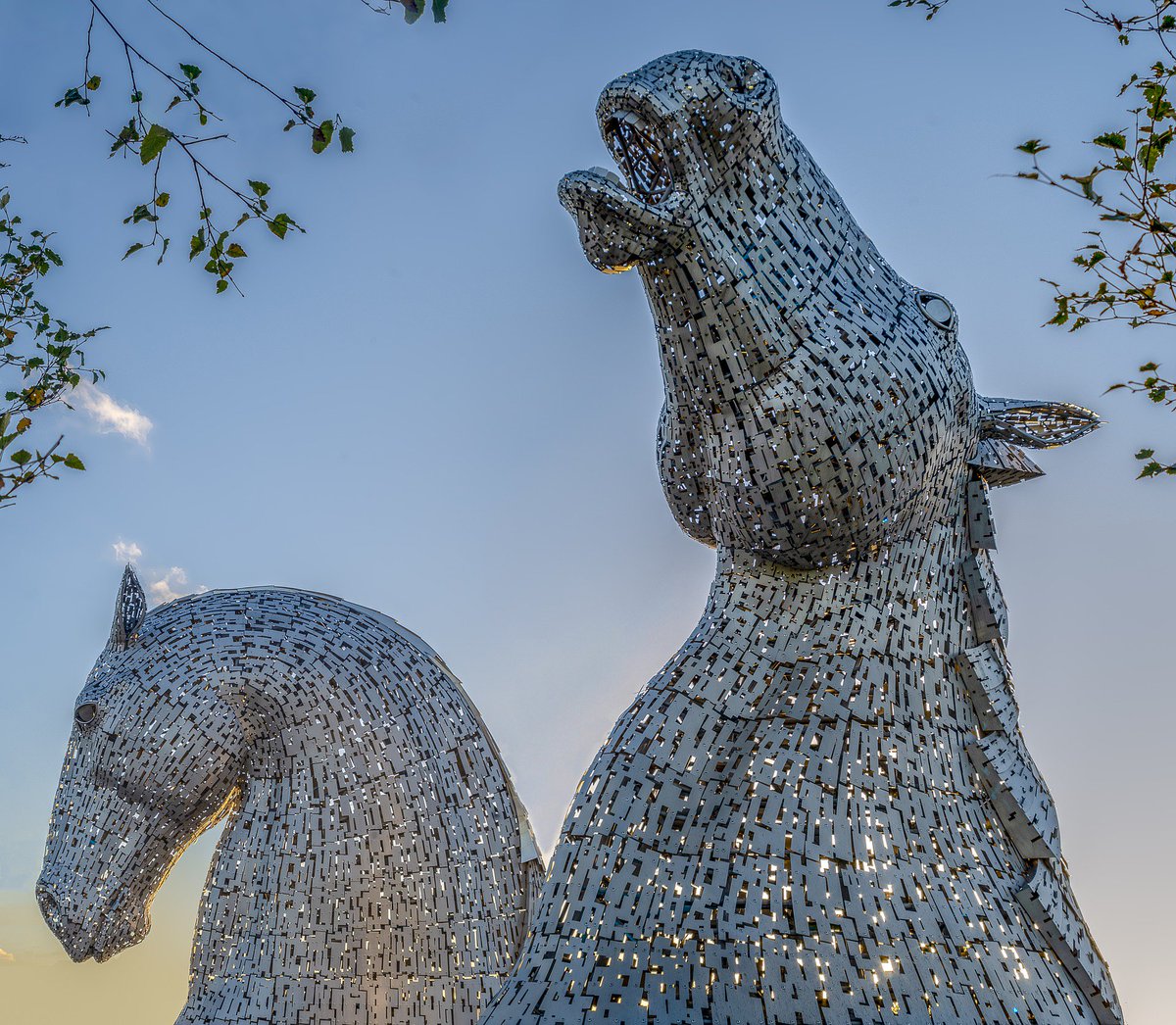 mssocietyscot's tweet photo. #WorldMSDay is next week (30 May) and we are pleased to be raising awareness by turning the most famous sights in Scotland orange!

We're focusing on invisible symptoms so if you want to join us, grab a camera and get a selfie to help people #SeeMyMS when landmarks light up! https://t.co/Doe9EtqkG4