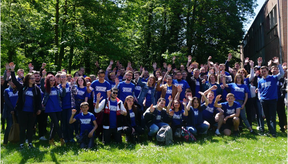 Intronisation des 1er ambassadeurs de l'#enseignementagricole avec les #HautsdeFrance.
  Les élèves des établissements peuvent devenir ambassadeurs #laventureduvivant afin d'en faire connaître ses atouts.
  Tous les détails de cette journée ici ⬇ bit.ly/2W1kEFV