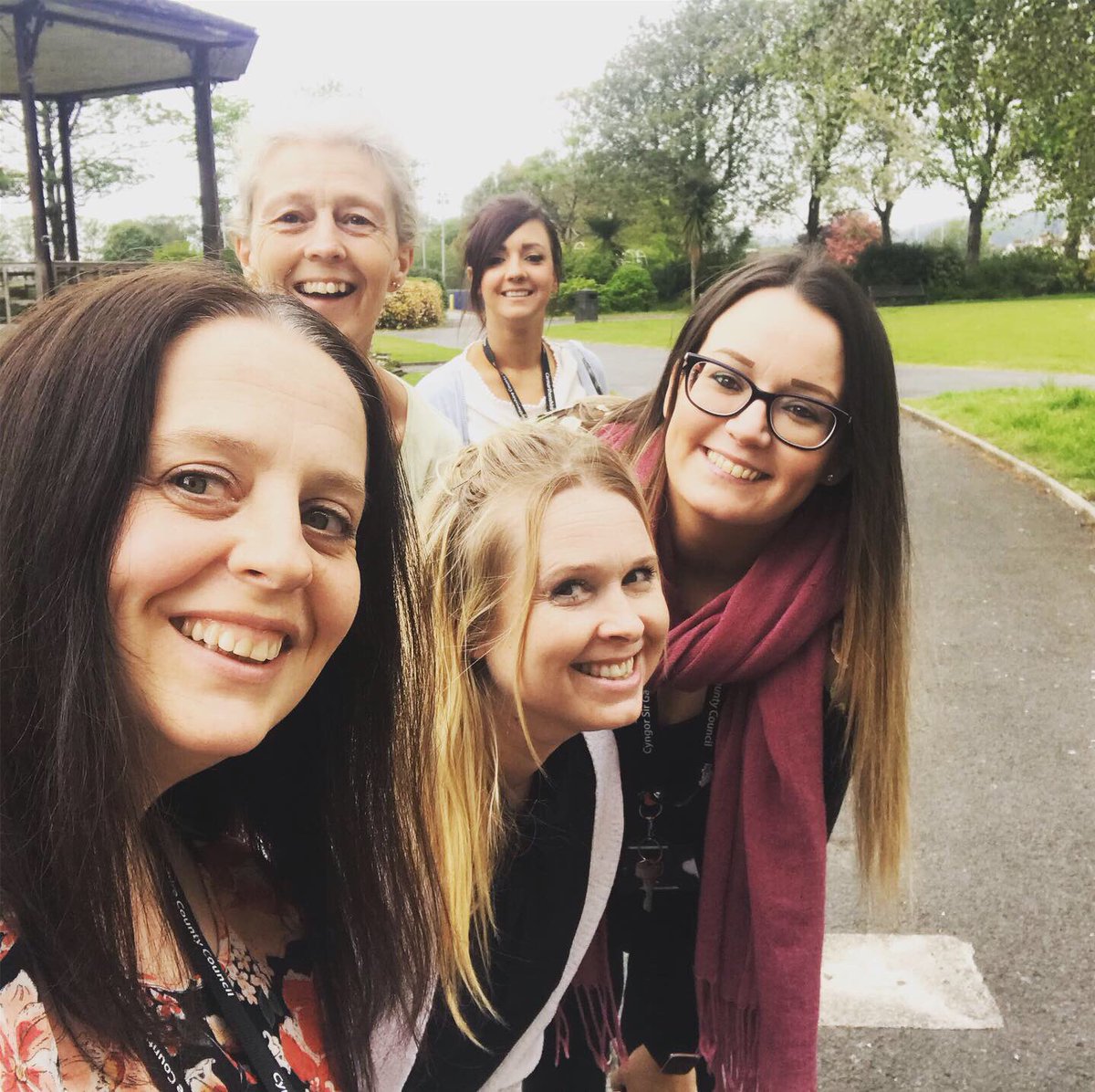 gaynorprice109's tweet photo. Every Wellness Walk needs to end with a Southern Fried Chippy!😍 @amylau30 @91AmberWilliams #mindovermiles #southernfriedchips #goodsometimes🙈😂 #fridayfeeling #bankholidayweekend https://t.co/dt6jDdVmrQ