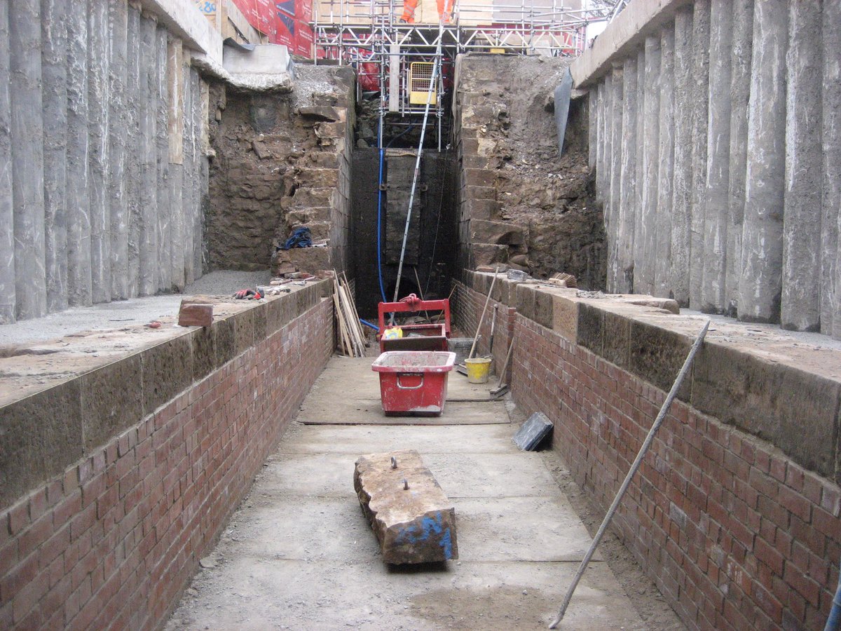 JohnPAckroyd's tweet photo. Marple Lock 11. The story in images. Closed to reopening today ! 😀 https://t.co/CN8AvfFceN