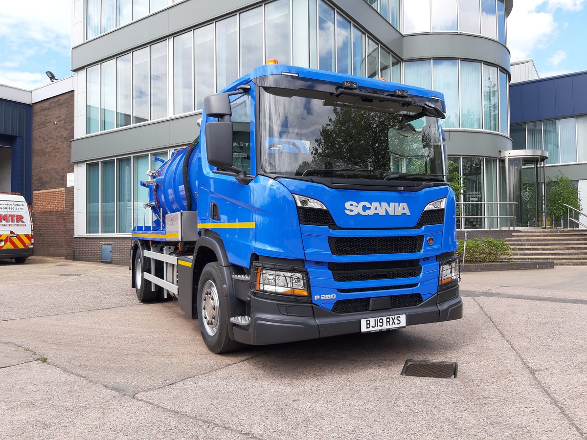 First next generation tanker chassis ready to be delivered to Warwickshire based Suckcess Tanker Services, looking stunning in the sun #suppliedbykeltruck #scaniauk #scaniagroup #wedontdoboring