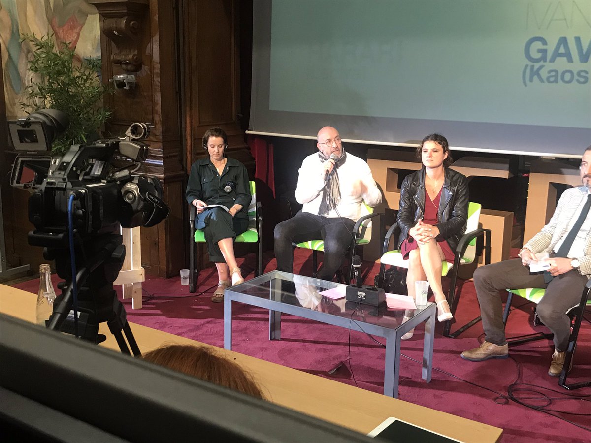 Olivier Ducatillion Tisseur de lin dans les Hauts de France <a href="/lindefrance/">Linde France</a> présente les scenarii #r3ilab, les tendances de fond #digital #dnvb et témoigne d’exemples concrêts pour une entreprise textile #venteenligne #tissuaumetre #mastersoflinen #fashiongreendays @wearelinen