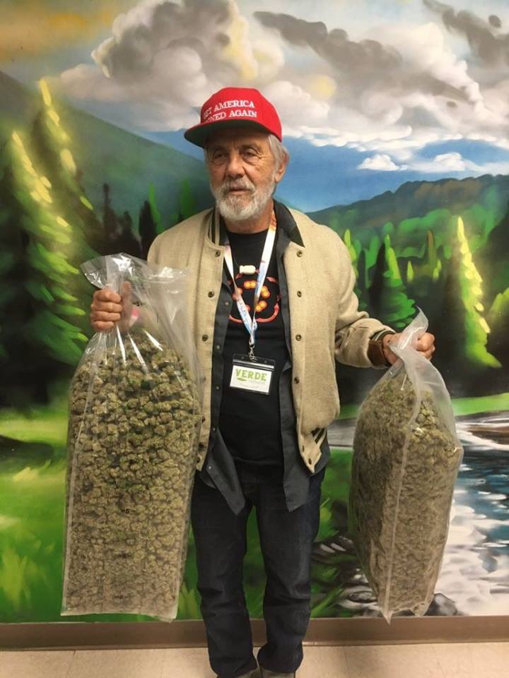 Happy Birthday to Tommy Chong who turns 81 today! 