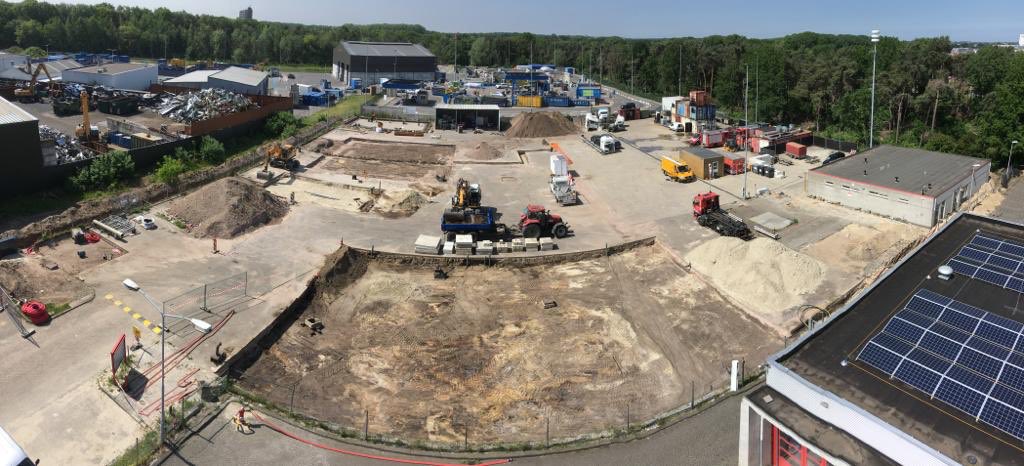 Hans_van_Riel's tweet photo. Het grondwerk voor kantoor, stookgebouwen, evaluatieruimten en loods vordert volgens planning #safetyvillage #oefencentrum #brandweer #vrmwb https://t.co/QEZWIkp9su