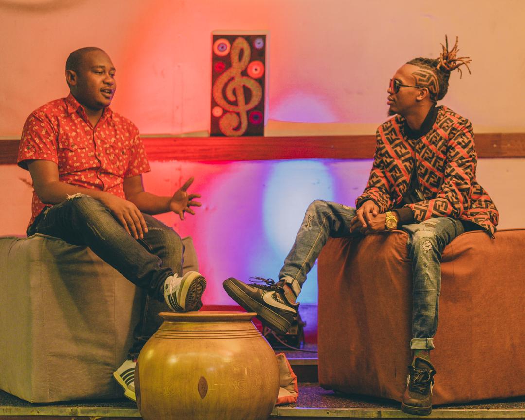 Dishonsmiley's tweet image. #topmasharikikbcchannel1tv
#topmashariki1
#kbcchannel1
usiku wa leo tunawasha @KBCTelevision  @kbcchannel1 kuanzia saa nne show ya kijanja nae kaka mkubwa mkubwa @MwinyiMtetezi @Topmasharikikbc @dogojanjatz @DishonsmileyKE @lameckndege_ @pizzahmwitu @MosesMosese3