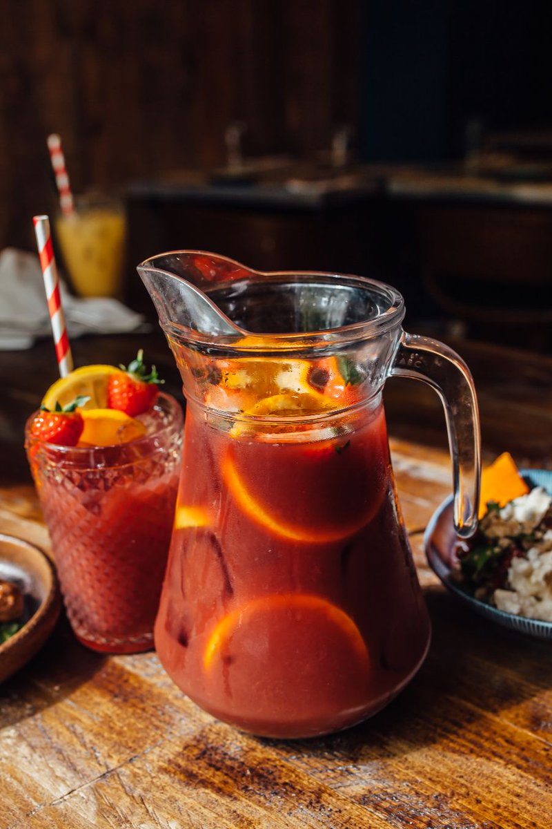 Friday = cocktails 🍹🍹 Brand new recipes waiting for you to try! 

Book in now 0121 554 0177 #cocktails #birmingham #friyay