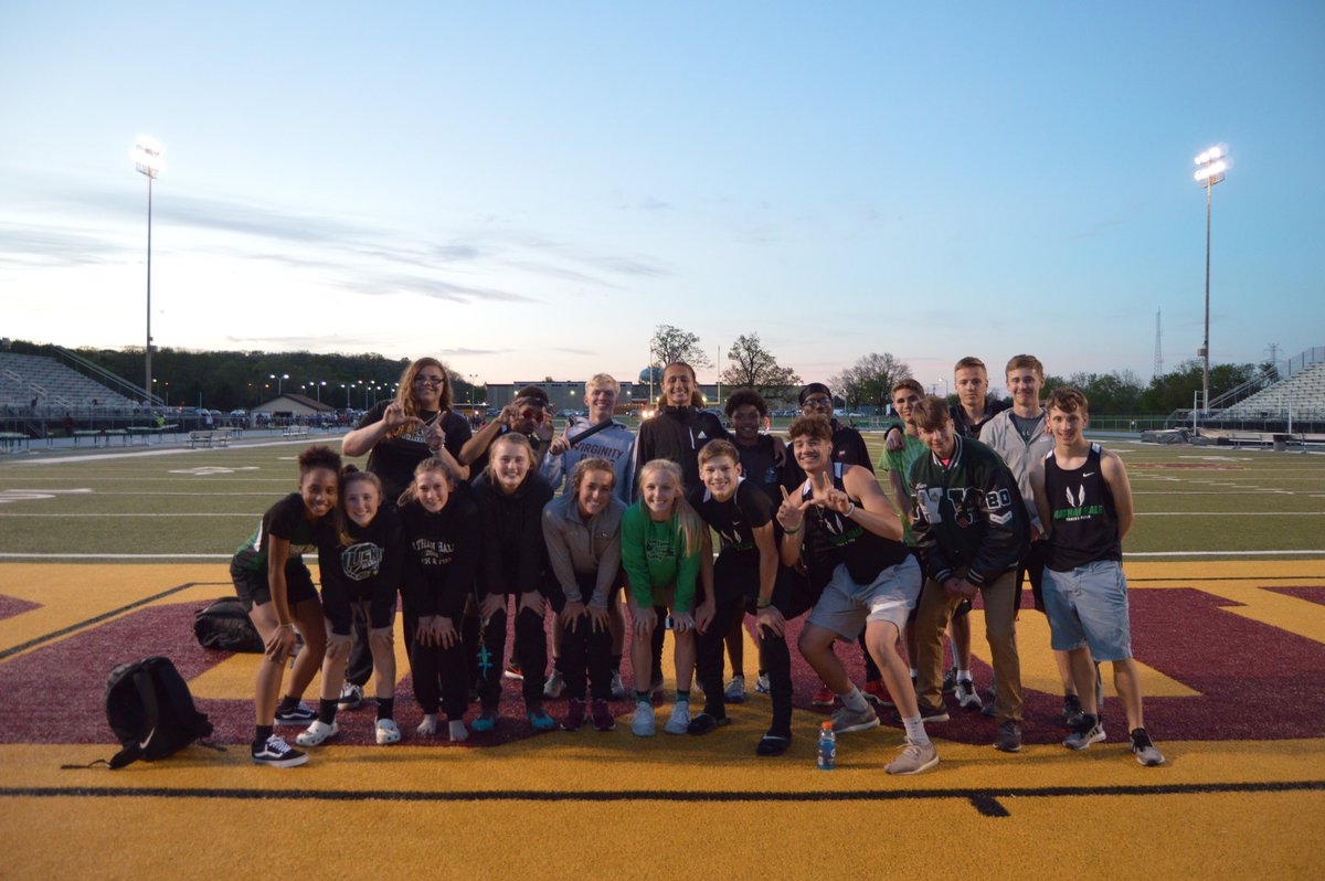 halegirlstrack's tweet photo. A great night for Hale!  Congrats to the boy @Hale_TF  and girls @halegirlstrack STATE BOUND #BetterTogether #VICTORS https://t.co/RtyymVpnXb