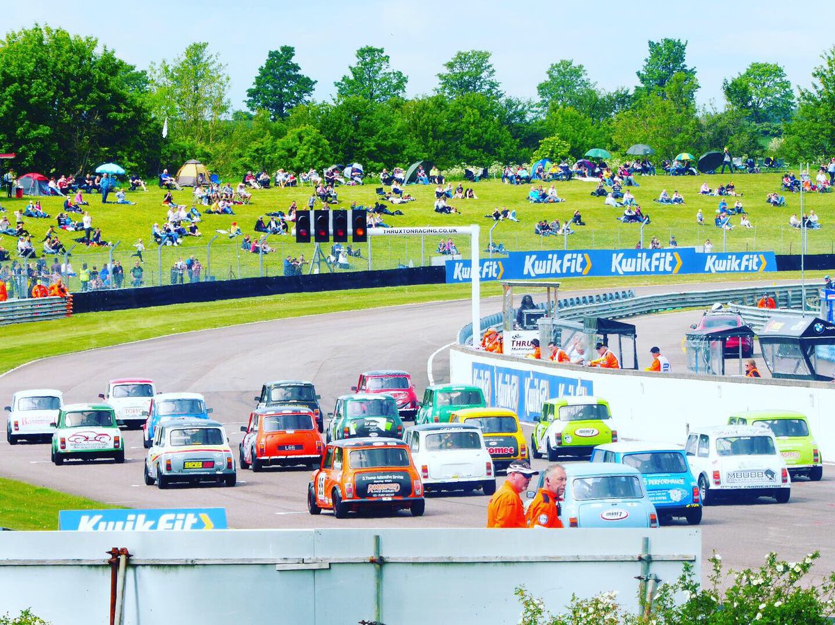 sophie_coombs's tweet photo. Minis were the definite highlight last weekend for the first of two @BTCC rounds @thruxtonracing this year #propergrid #properentertainment #btcc https://t.co/GdrVeojqmm