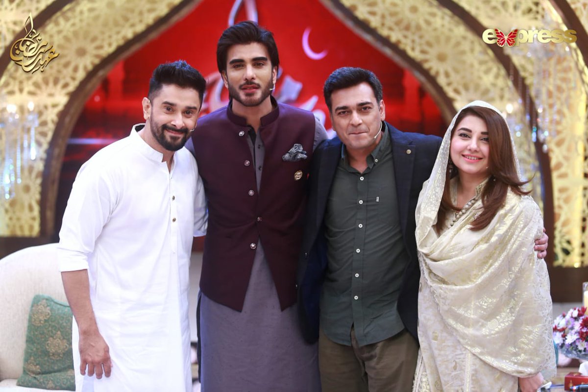 TayyabMemon's tweet photo. #ImranAbbas #JaveriaSaud with the energetic duo #AzfarAli #Mani from the sets of #EhedeRamzan. https://t.co/pUgmJPeWyA