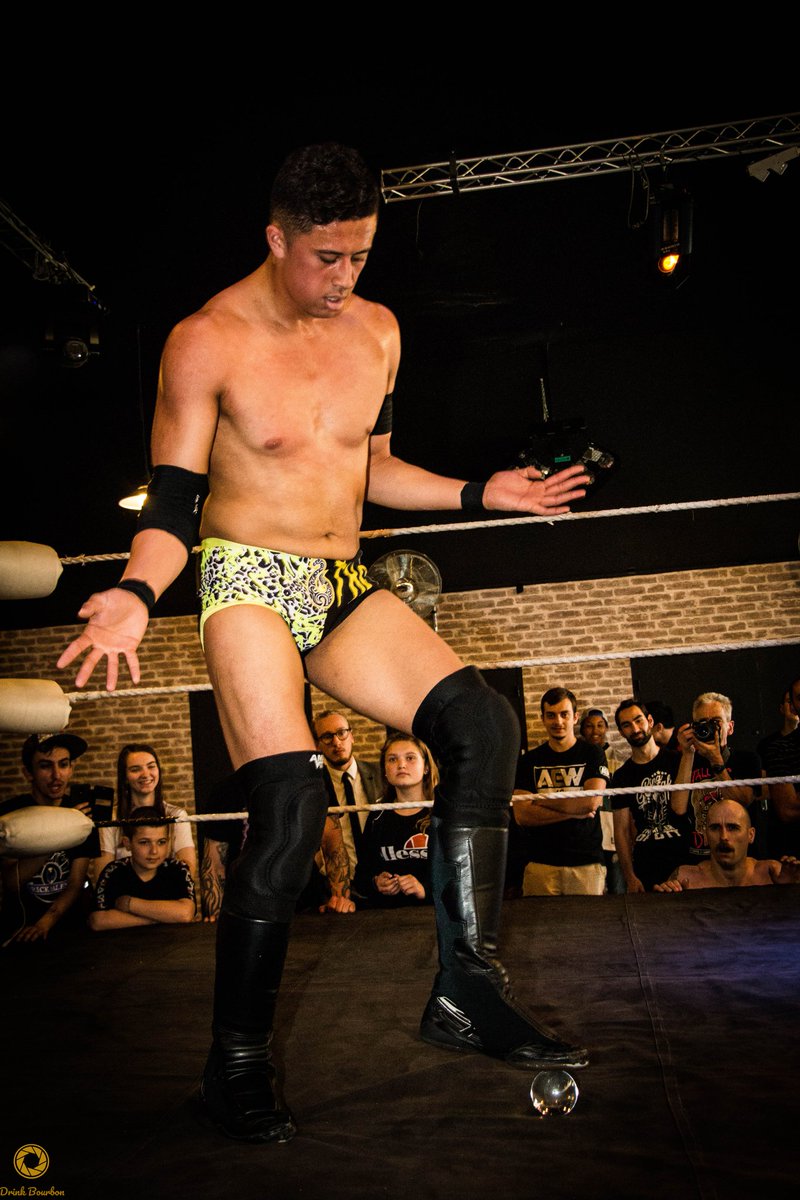 AtlasWrestlingC's tweet photo. 》 @PureTKC à l'#ATLASACTE1 - ARKHÈ. 🔥

📷 @HELLMOJITO

#atlaswrestling #progresswrestling #catch #catchfr #lesulis #paris #france https://t.co/1QTaP5RV4f