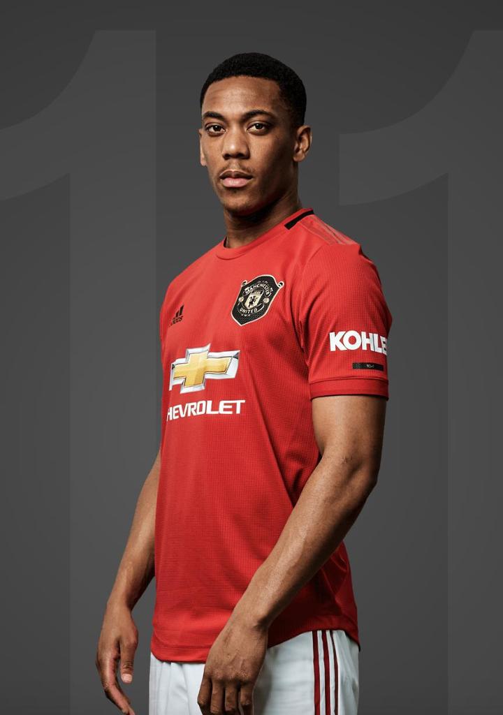jerzy_frenz's tweet photo. Lawa betul jersi Manchester United untuk next season ni. Betul tak? https://t.co/IpQ0cu6gYT