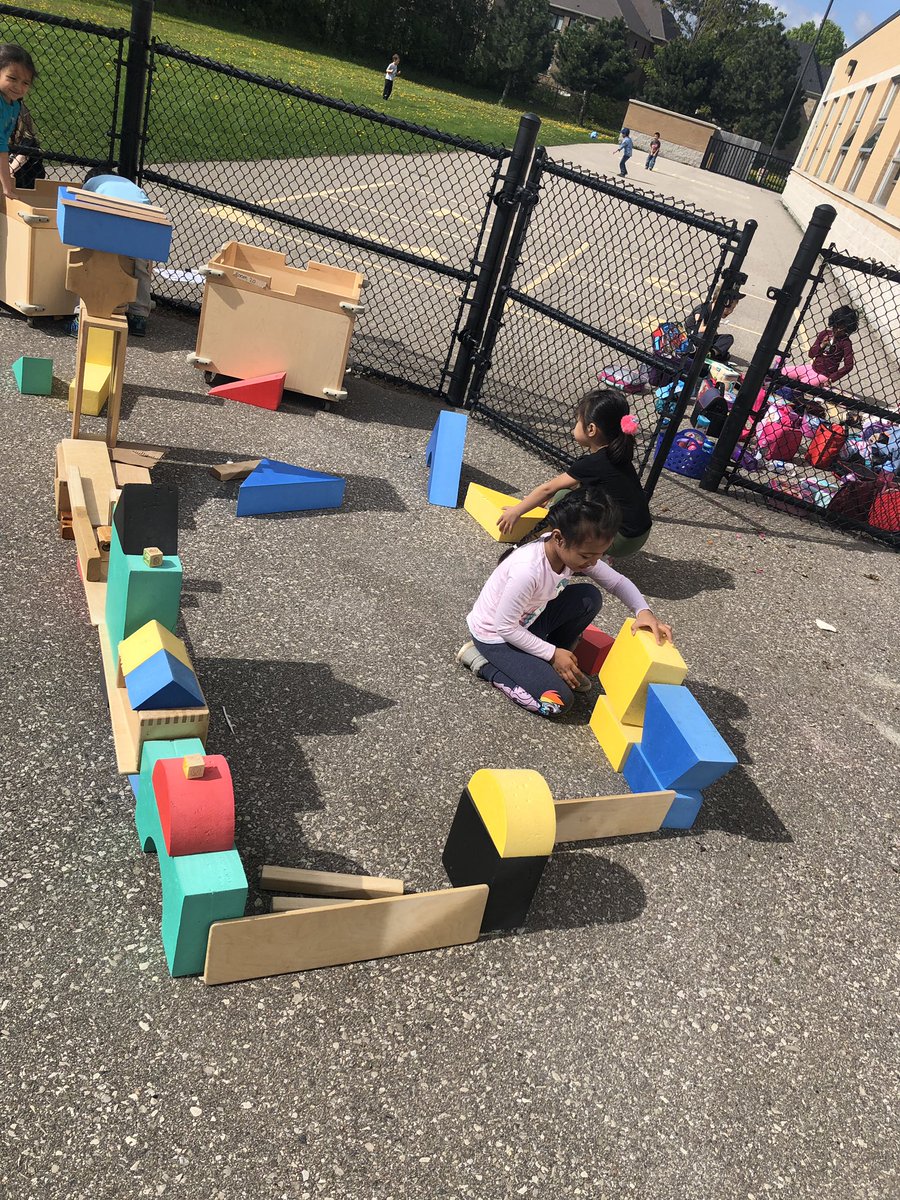 inghamkinder's tweet photo. Outdoor classroom day @CliftonPS we are one day late but enjoy this sunny day and all the learning happening today #OutdoorClassroomDay https://t.co/0IridCPRgB