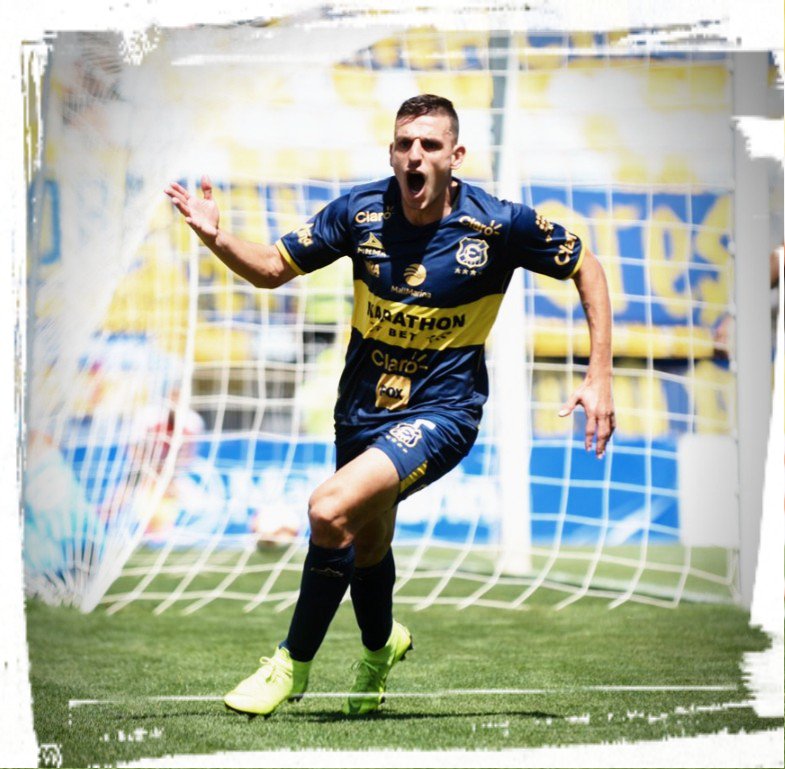 marcelonunez's tweet photo. Vamos @evertonsadp hoy con todo a ganar a nuestro rival @Huachipato
Ojalá sea un lindo espectáculo para todos, por viña, su gente y principalmente por ustedes y nuestro cuerpo técnico, que sea una noche de alegrías y abrazos

#ContigoForEver https://t.co/rQZ2cRN6Zy