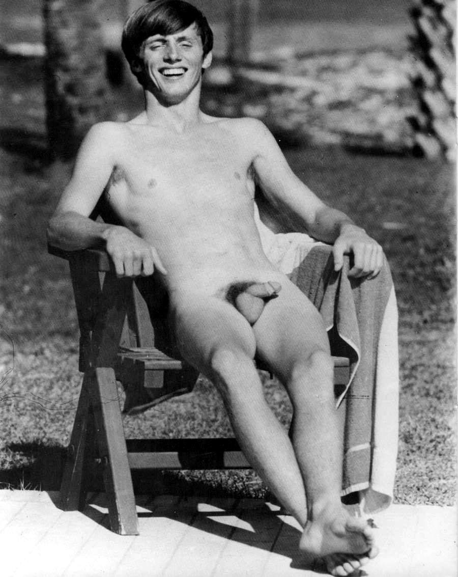 creatureblackl1's tweet photo. Jay Dickens [Photos by Champion Studio] New York, 1969 or perhaps earlier #jaydickens #championstudio #vintagemen #vintagegay #vintagephysique #nakedmen #nakedgay #gay https://t.co/I4efvOfFR1