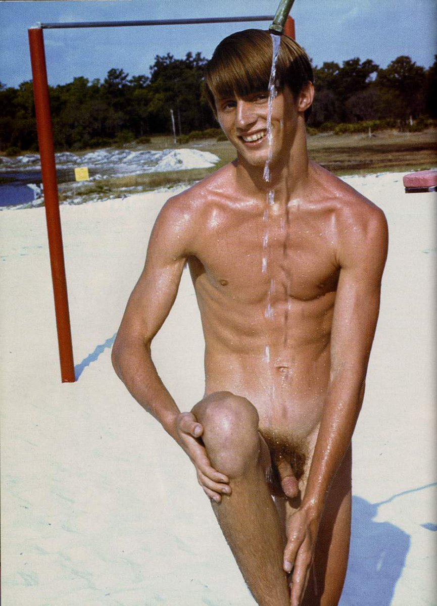 creatureblackl1's tweet photo. Jay Dickens [Photos by Champion Studio] New York, 1969 or perhaps earlier #jaydickens #championstudio #vintagemen #vintagegay #vintagephysique #nakedmen #nakedgay #gay https://t.co/I4efvOfFR1