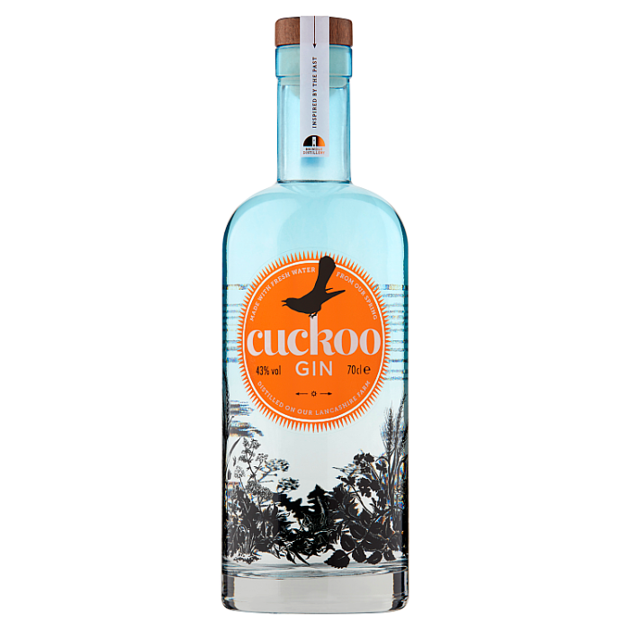 Lancs_Cookbook's tweet photo. Enjoying the sunshine this bank holiday? Look no further than @CuckooGin, an amazing independent distillery in the heart of Lancashire and one of the contributors in our upcoming Lancashire Cook Book! G&amp;T anyone? 🍹

#Lancashire #gin #BankHolidayWeekend https://t.co/3MTzT9JIkh